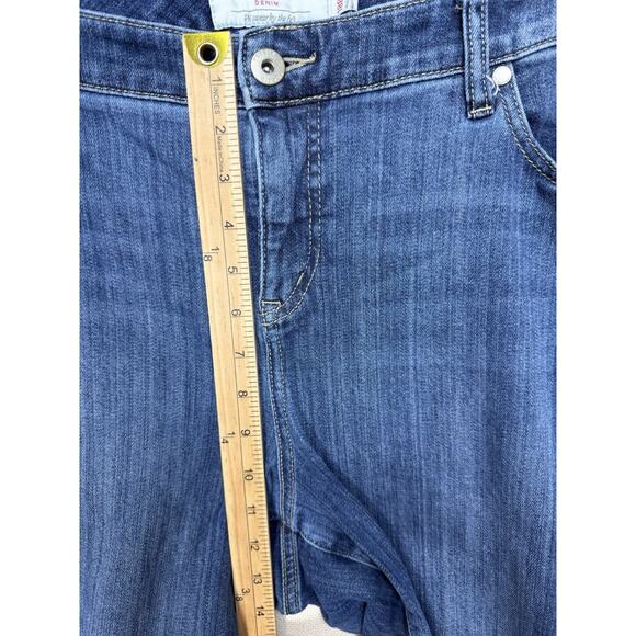 TORRID Distressed Hem Girlfriend Denim Jeans Plus Size 18R Cropped Preppy - Picture 9 of 16